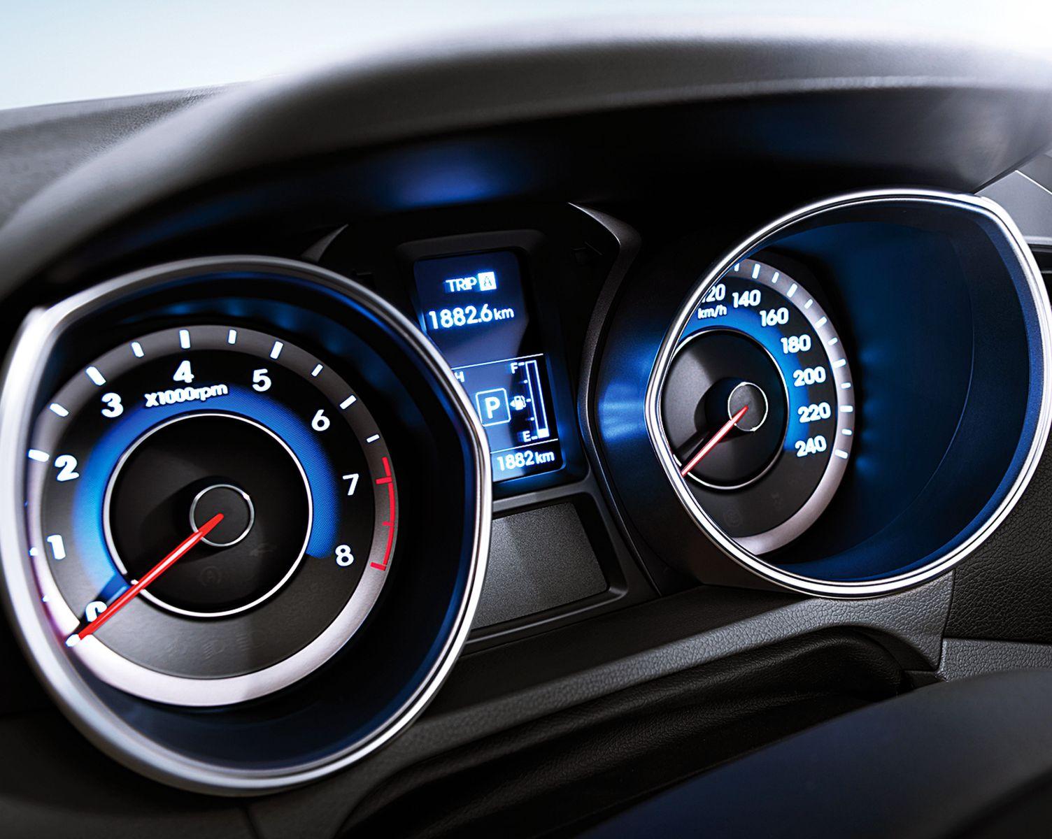 ТОП 10 популярных автотоваров с AliExpress на все случаи жизни