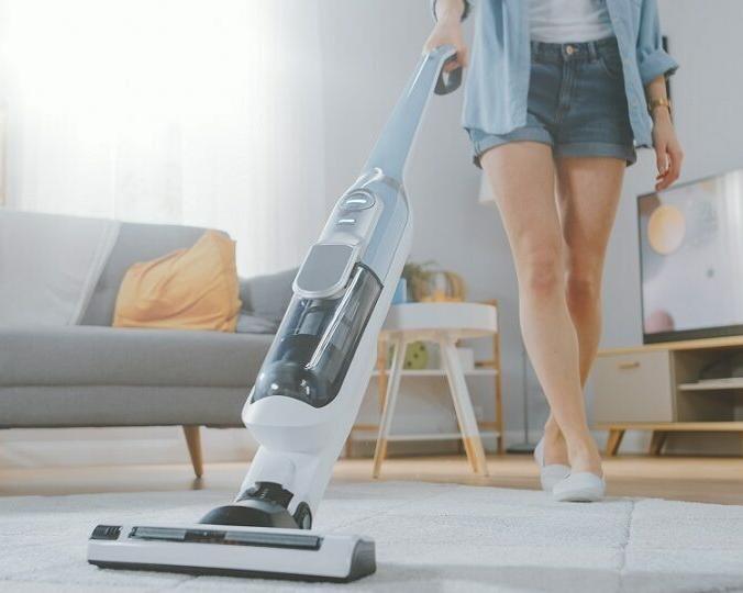 Топ ручных моющих пылесосов: битва 6 моделей для полного поддержания чистоты в доме до 30000 рублей
