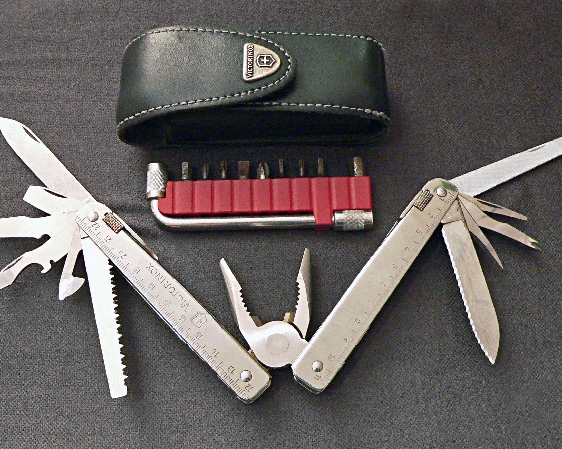 ТОП 10 тактических принадлежностей с зарубежных интернет