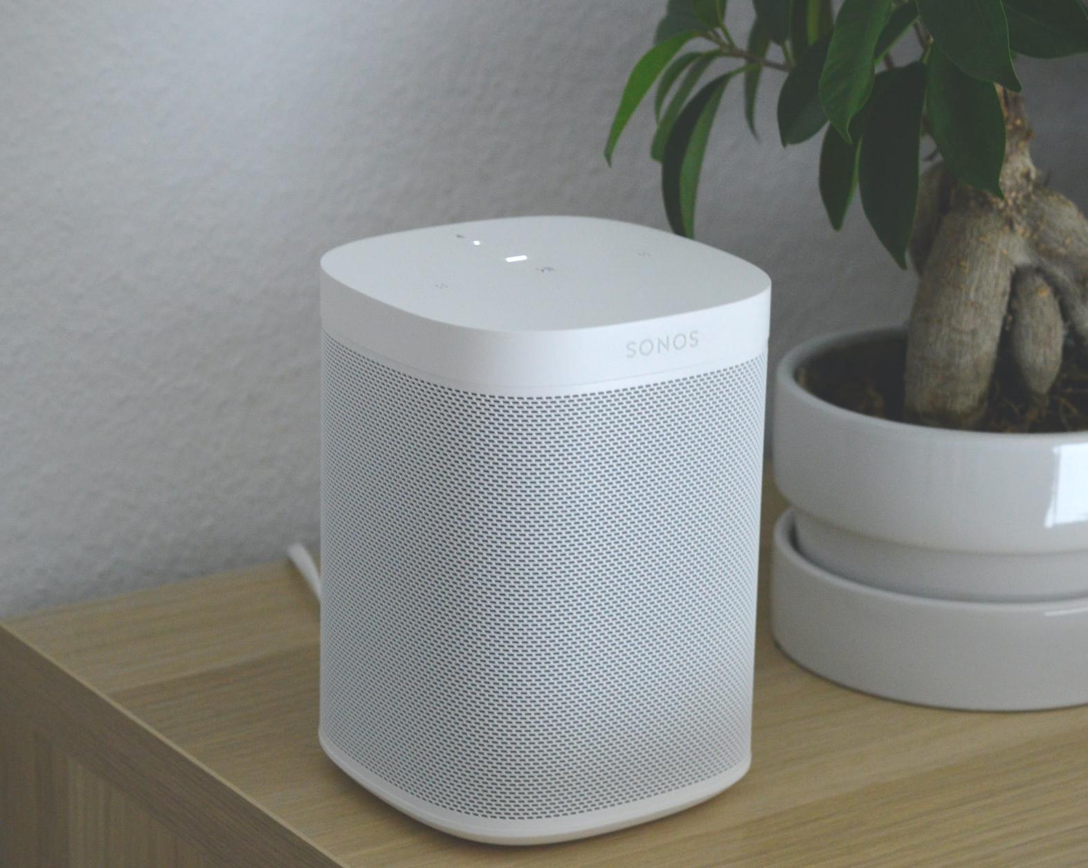 10 умных колонок с поддержкой голосового ассистента